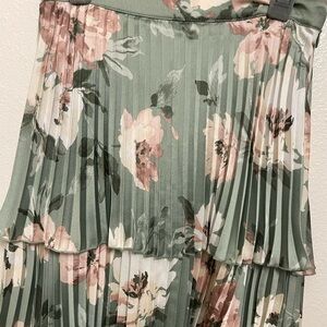 Green Floral  Satin Pleated Tiered Maxi Skirt